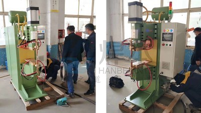 焊本為青島某公司調(diào)試并培訓中頻點焊機