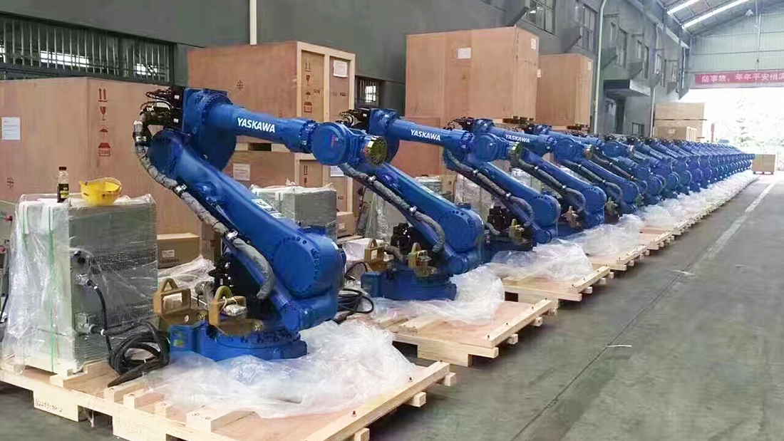 點(diǎn)焊機(jī)器人生產(chǎn)現(xiàn)場