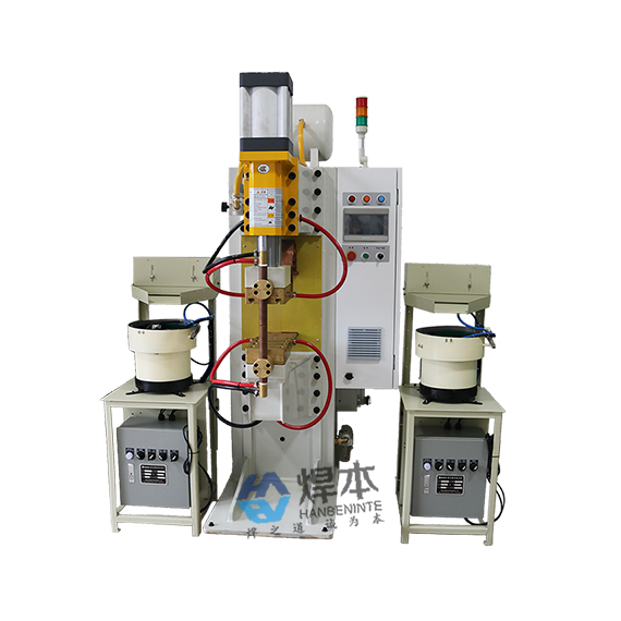 2臺(tái)螺母機(jī)-搭載點(diǎn)焊機(jī) 2臺(tái)螺母機(jī)-搭載點(diǎn)焊機(jī)