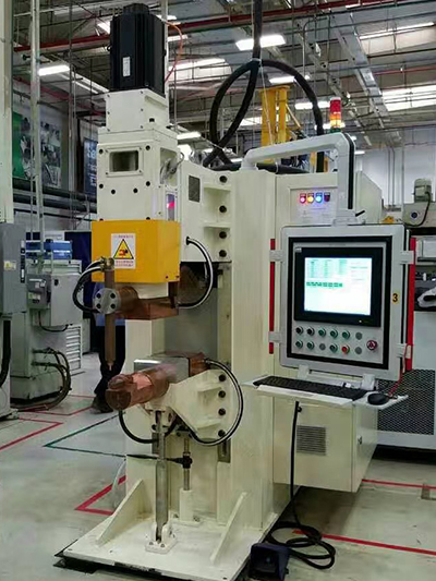 服務(wù)現(xiàn)場20