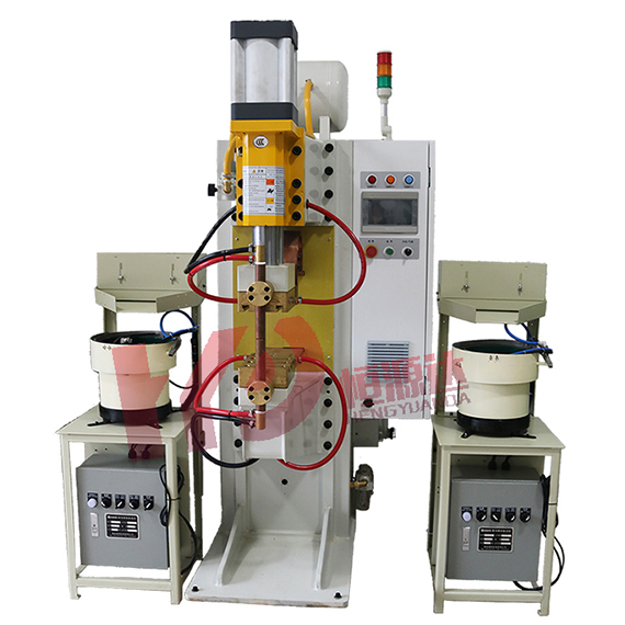 2臺(tái)螺母機(jī)-搭載點(diǎn)焊機(jī)